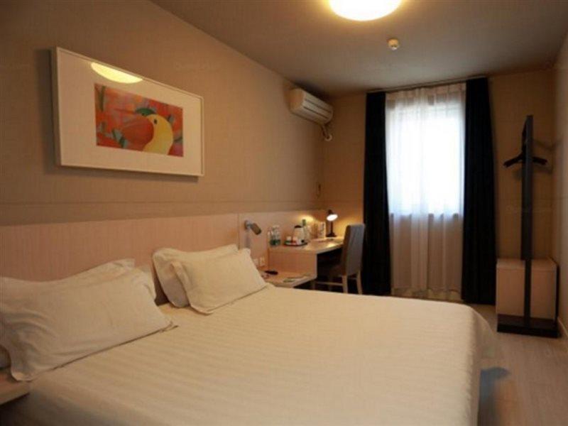 Jinjiang Inn - Changchun Convention&Exhibition Center Bagian luar foto